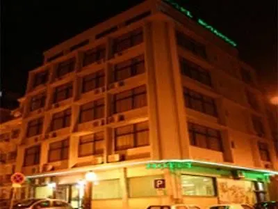 Botanico فندق 3*